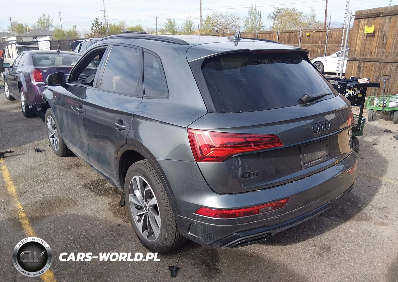 2024 Audi Q5 Premium 45 Tfsi S Line Quattro VIN:WA1GAAFY4R2107241 - 3