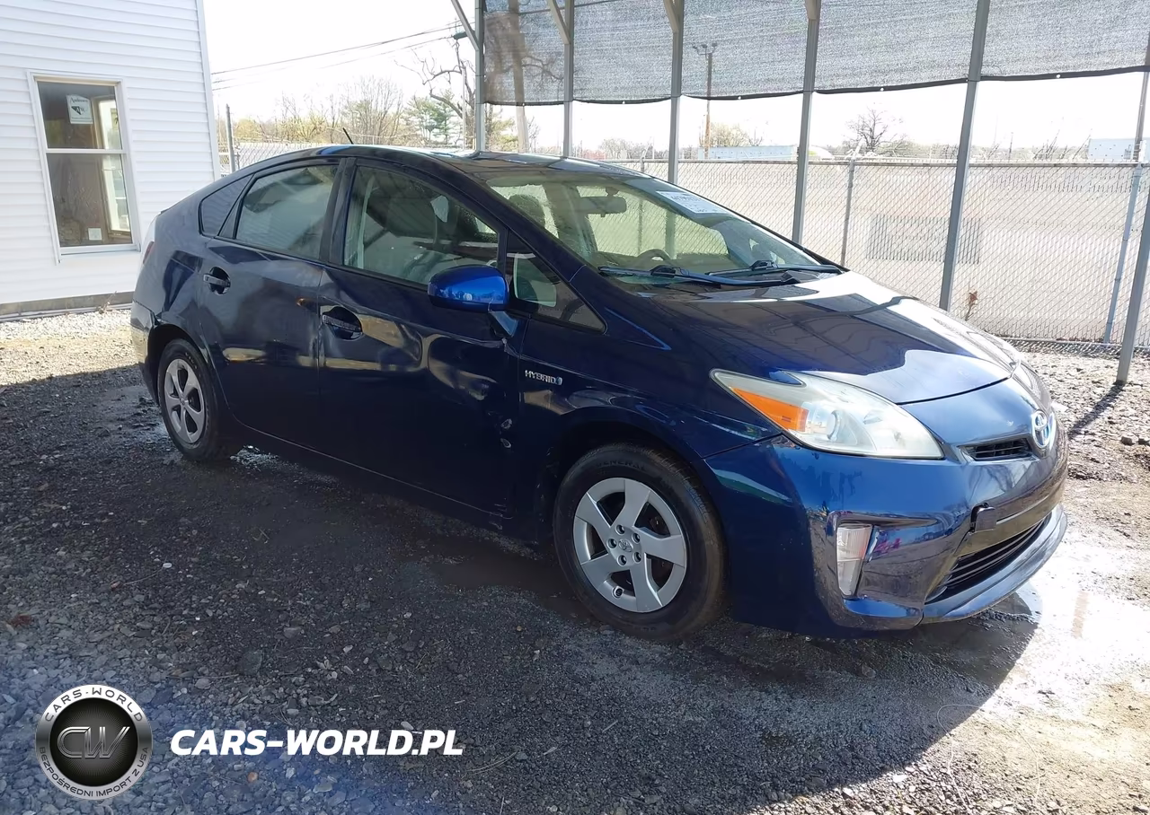2013 Toyota Prius Three