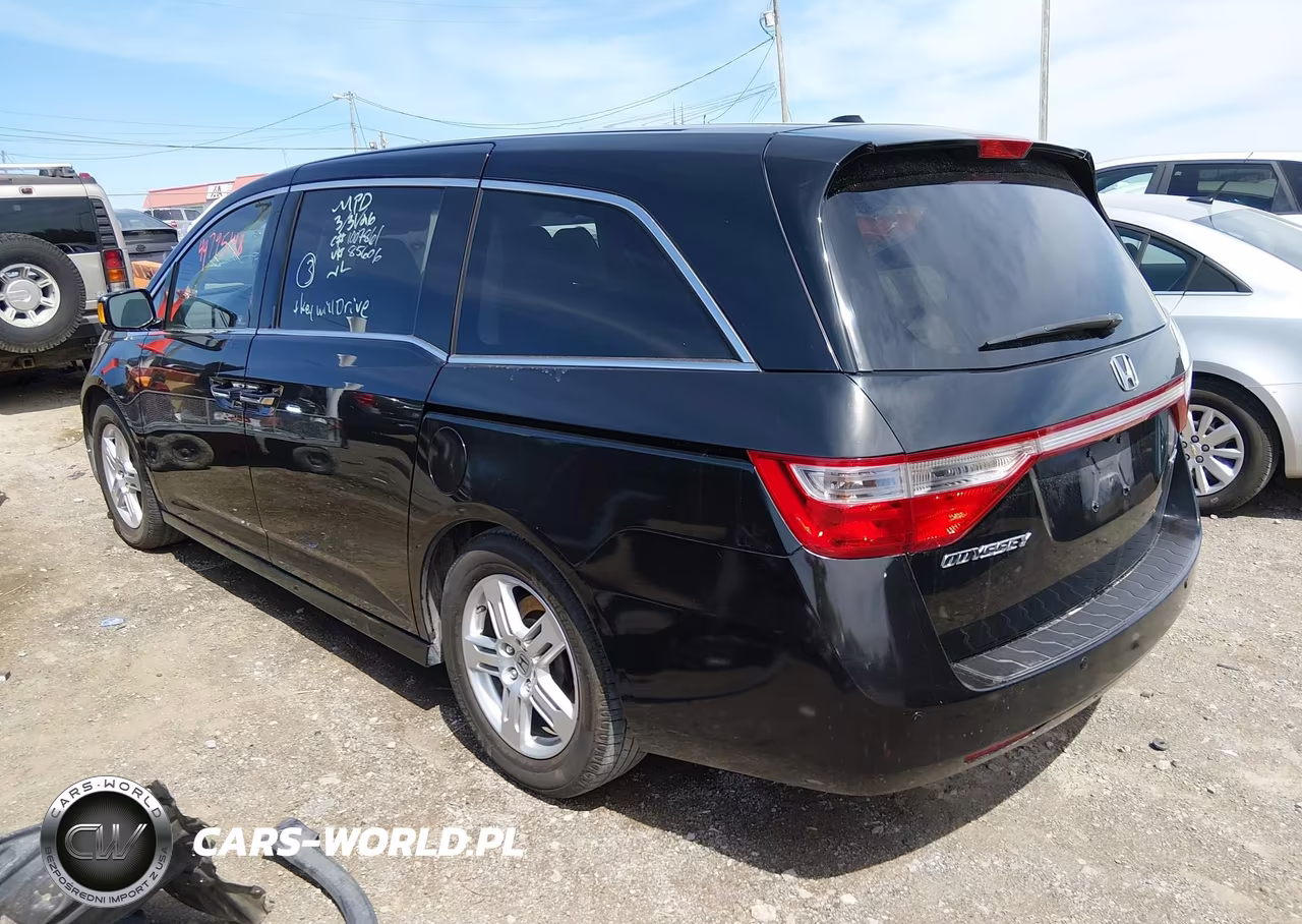 2012 Honda Odyssey Touring-Touring Elite VIN:5FNRL5H92CB085606 - 3