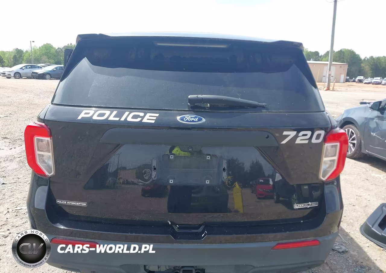 2022 Ford Police Interceptor Utility VIN:1FM5K8AB1NGA07628 - 16