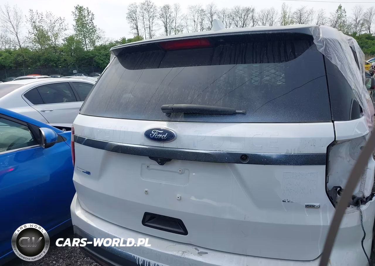 2016 Ford Utility Police Interceptor VIN:1FM5K8AR8GGC08135 - 17