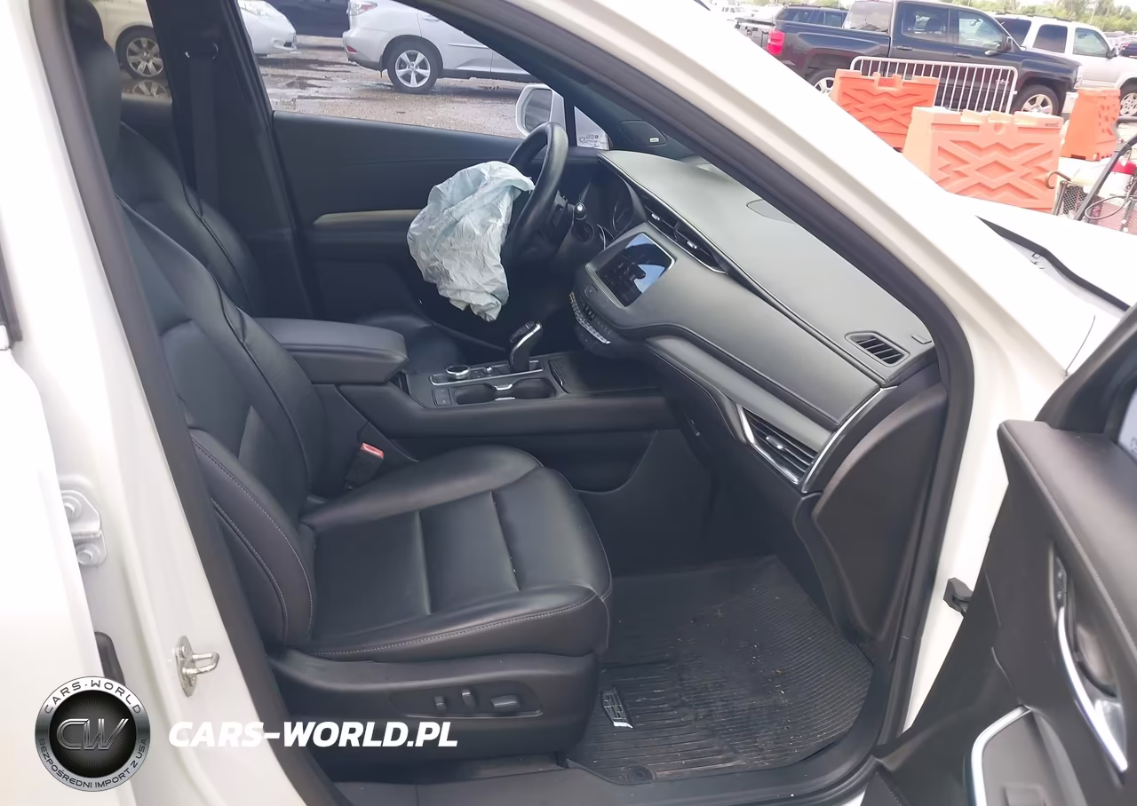 2020 Cadillac Xt4 Fwd Premium Luxury VIN:1GYFZCR44LF037796 - 5