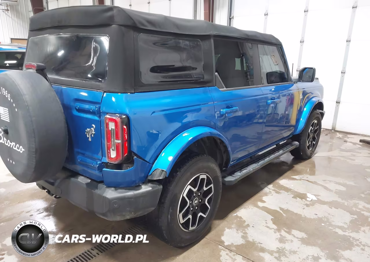 2022 Ford Bronco Outer Banks VIN:1FMDE5BH2NLB49076 - 4