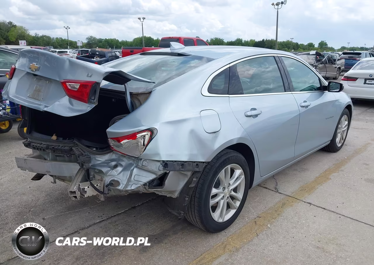 2017 Chevrolet Malibu 1Lt VIN:1G1ZE5ST5HF129012 - 4