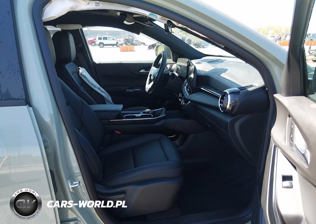 2026 Chevrolet Equinox Fwd Lt VIN:3GNAXHEG1TL302514 - 5