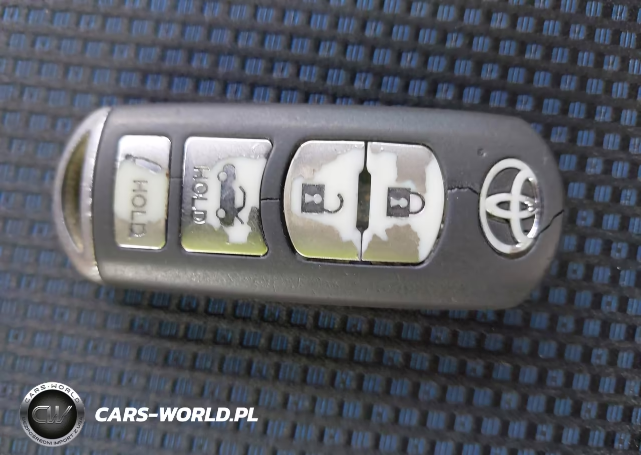 2018 Toyota Yaris Ia VIN:3MYDLBYV5JY330939 - 11