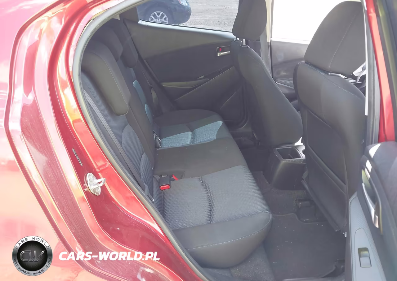 2018 Toyota Yaris Ia VIN:3MYDLBYV5JY330939 - 8