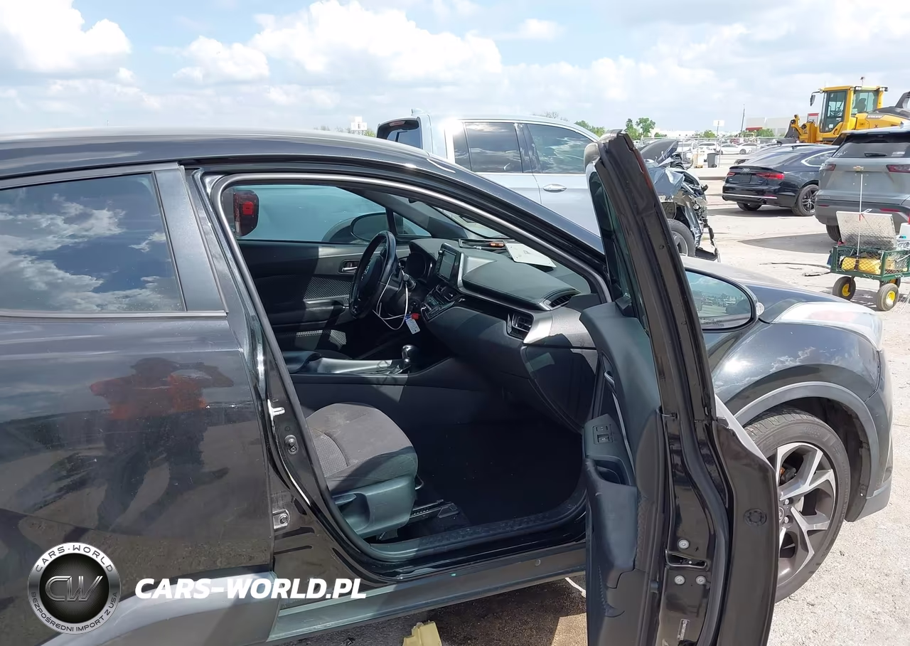 2018 Toyota C-Hr Xle VIN:NMTKHMBX9JR010235 - 5
