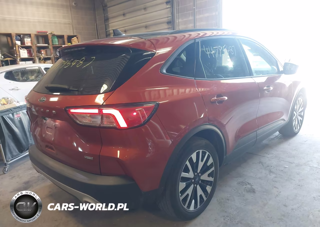 2020 Ford Escape Se Sport Hybrid VIN:1FMCU0BZ3LUB11857 - 4