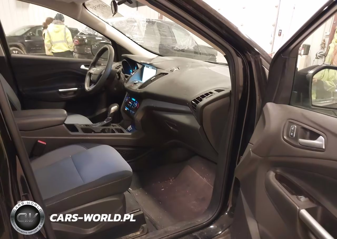 2019 Ford Escape Se VIN:1FMCU9GD8KUB38228 - 5
