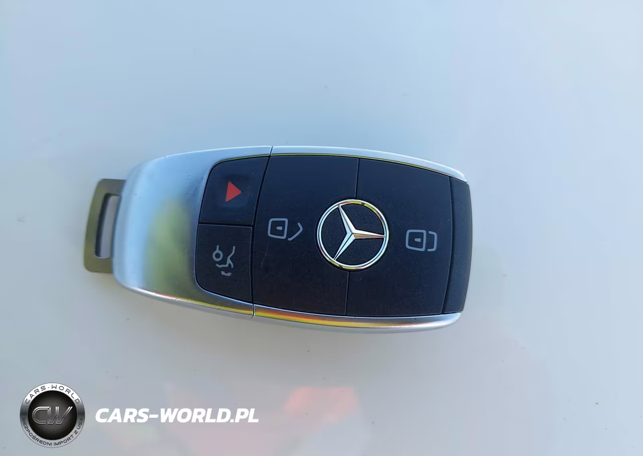 2019 Mercedes-Benz C 300 VIN:55SWF8DB0KU282761 - 11