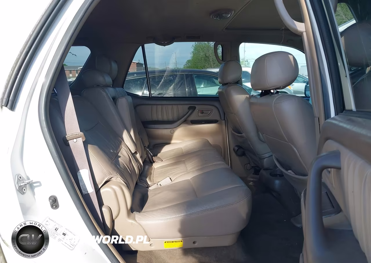 2004 Toyota Sequoia Limited V8 VIN:5TDBT48A24S233384 - 8