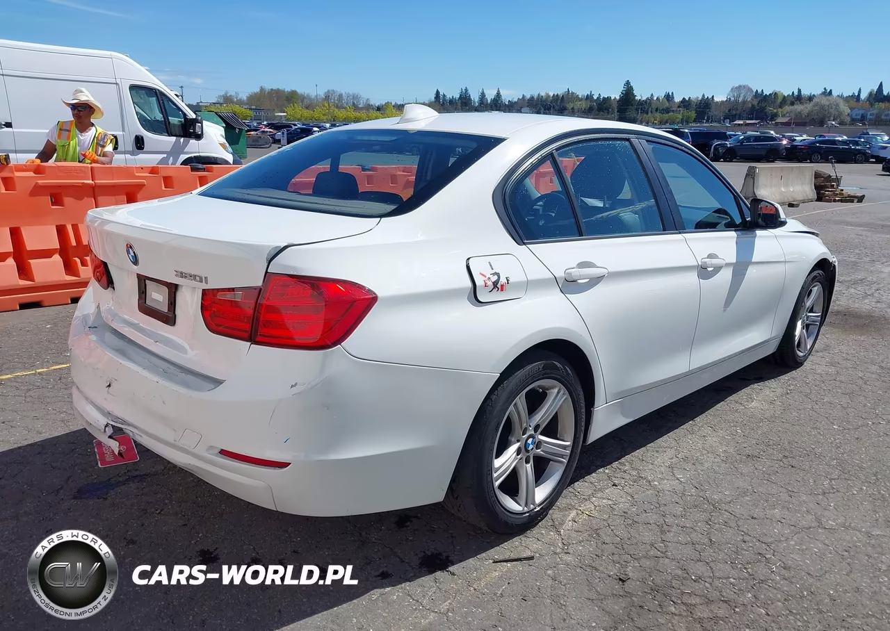 2014 BMW 320I VIN:WBA3B1C54EP678816 - 4