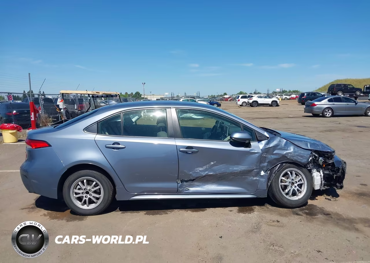 2021 Toyota Corolla Hybrid Le VIN:JTDEAMDE8MJ030931 - 13