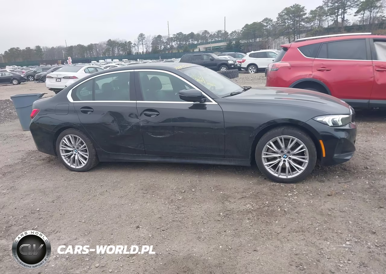 2024 BMW 330I xDrive VIN:3MW89FF06R8E37651 - 13