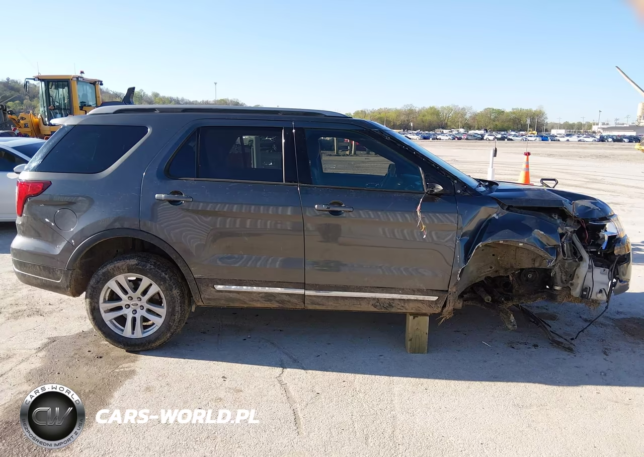 2018 Ford Explorer Xlt VIN:1FM5K8D80JGC54603 - 14