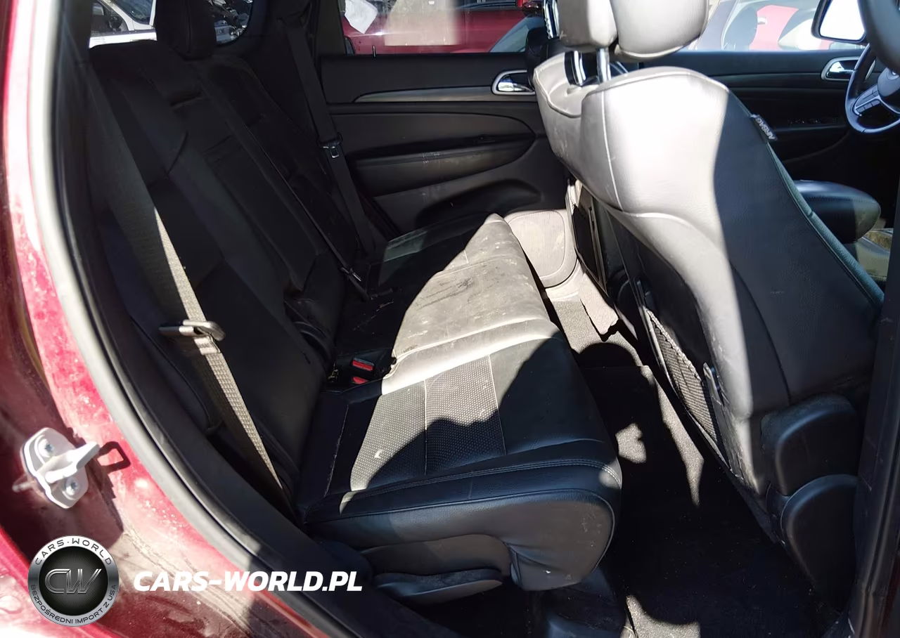 2020 Jeep Grand Cherokee Laredo 4X2 VIN:1C4RJEAG8LC202326 - 8
