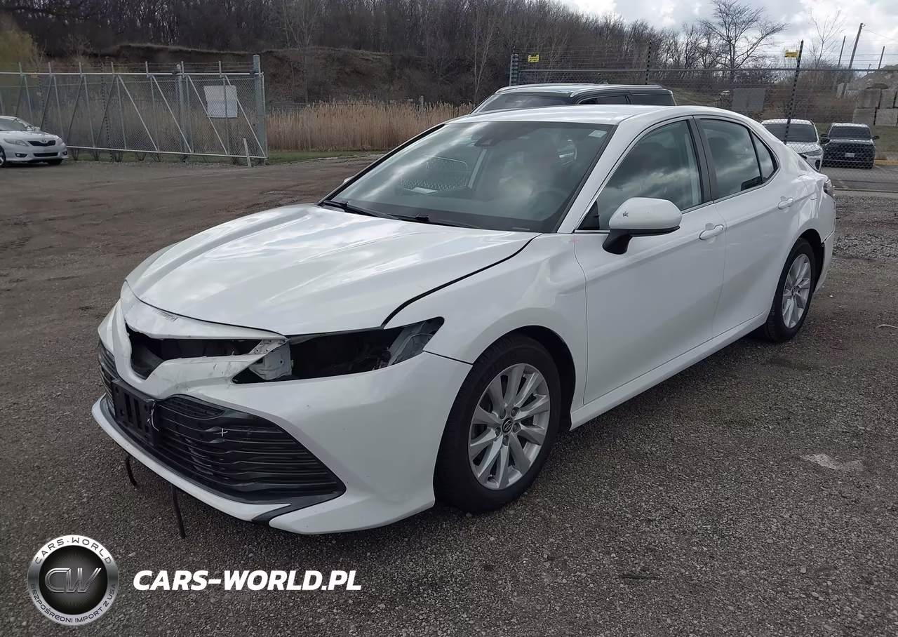 2020 Toyota Camry Le VIN:4T1C11AK9LU938801 - 2