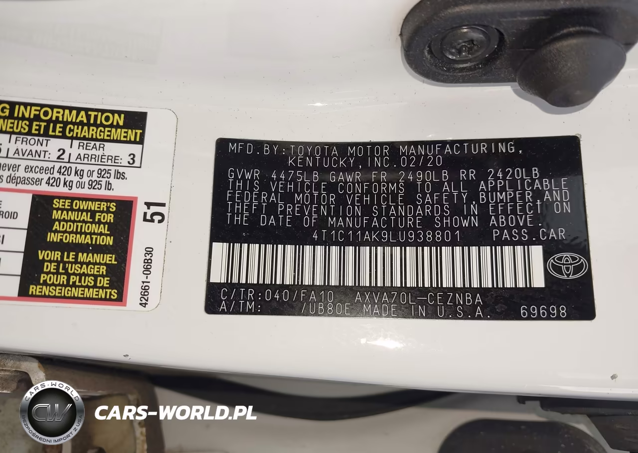 2020 Toyota Camry Le VIN:4T1C11AK9LU938801 - 9