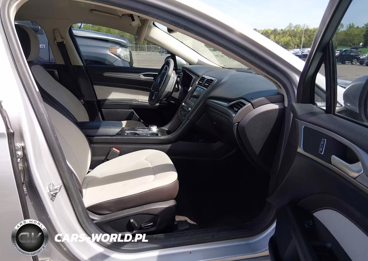 2019 Ford Fusion Se VIN:3FA6P0HD6KR101873 - 5
