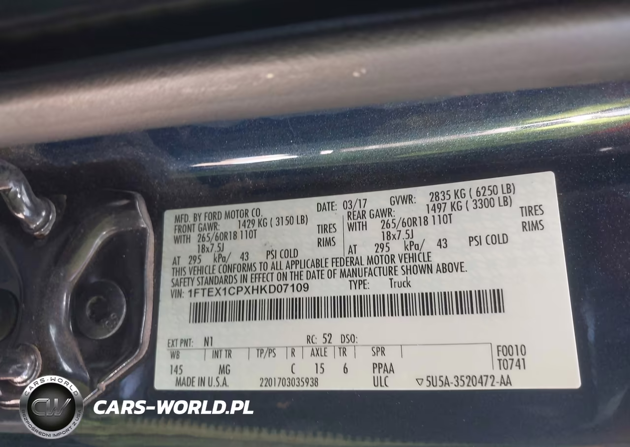 2017 Ford F-150 Xlt VIN:1FTEX1CPXHKD07109 - 9
