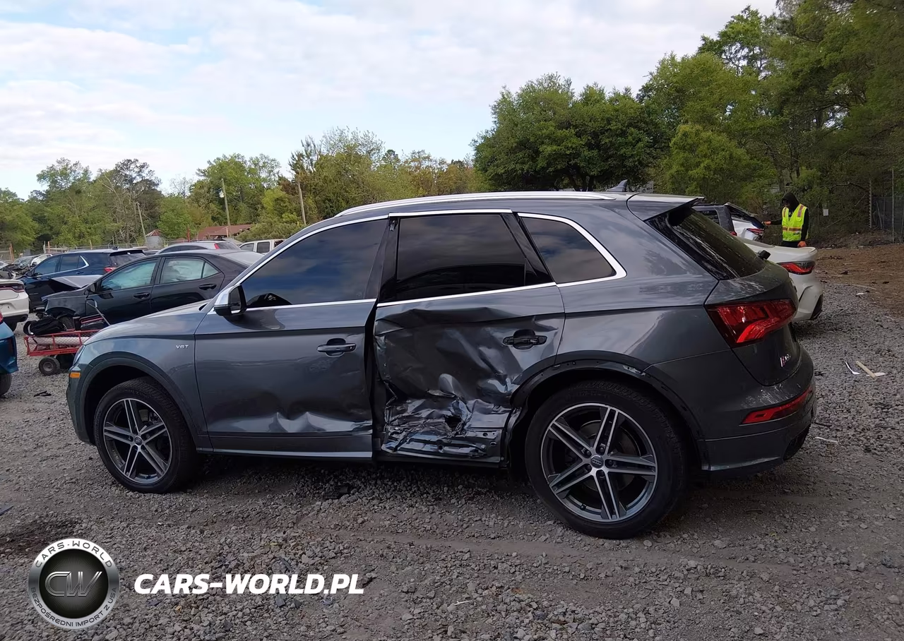2018 Audi Sq5 3.0T Premium Plus VIN:WA1A4AFY6J2149038 - 14