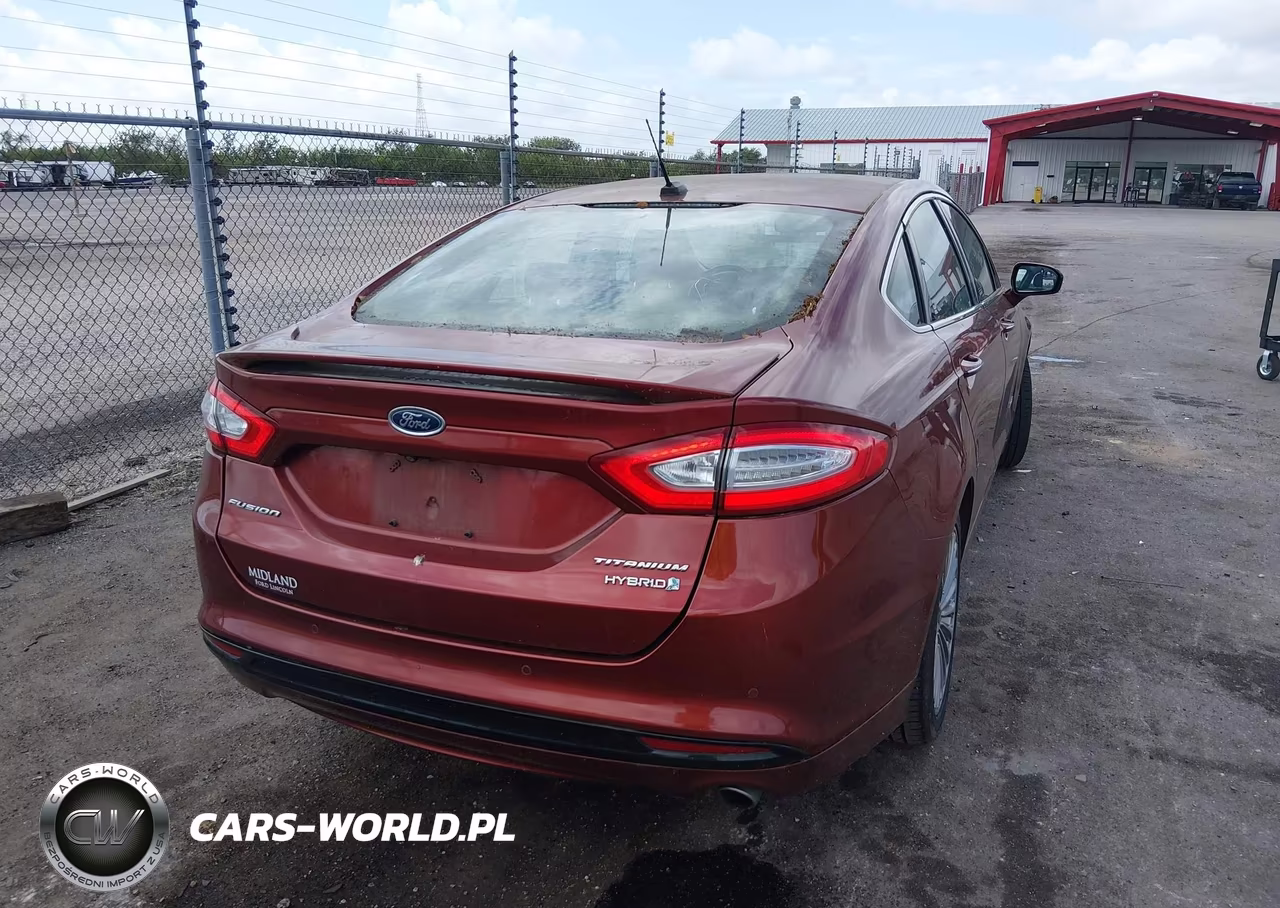2014 Ford Fusion Hybrid Titanium VIN:3FA6P0RU3ER278917 - 4
