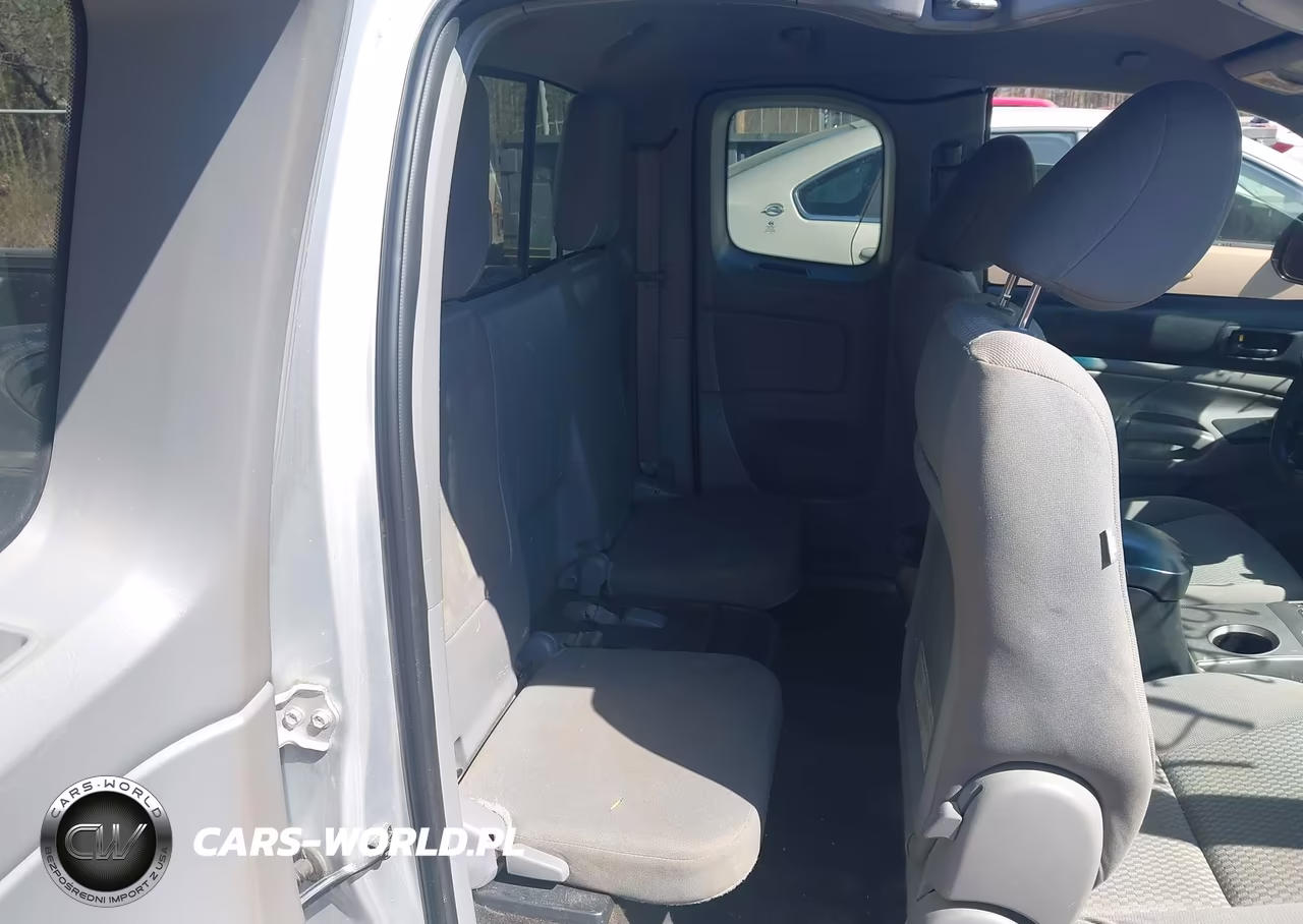 2012 Toyota Tacoma VIN:5TFTX4CNXCX013681 - 8