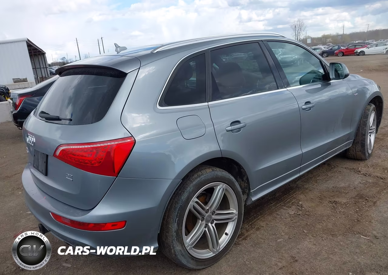 2010 Audi Q5 3.2 Premium VIN:WA1MKAFPXAA066972 - 4