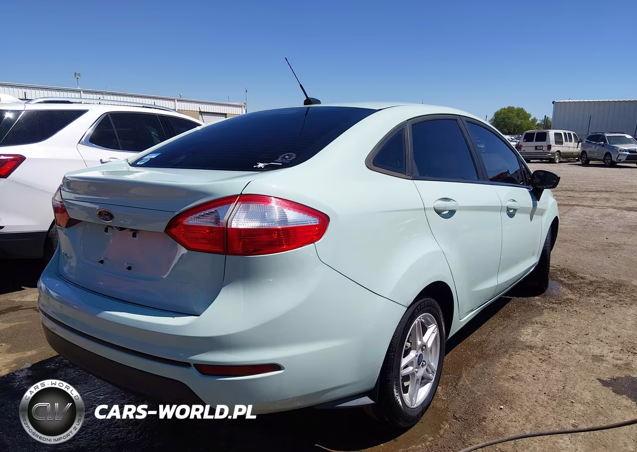 2018 Ford Fiesta Se VIN:3FADP4BJXJM108429 - 4