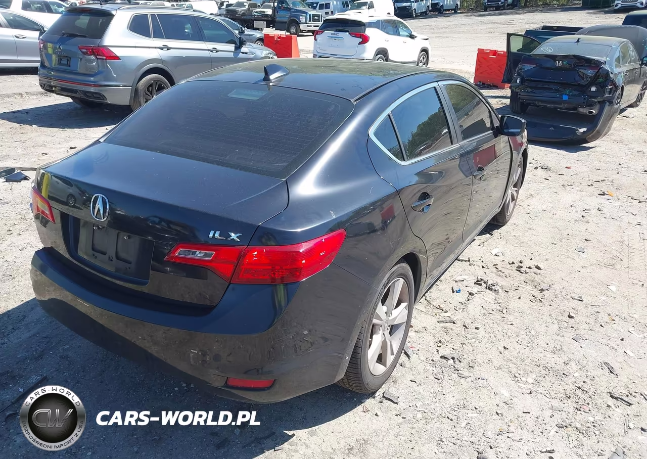 2013 Acura Ilx 2.0L VIN:19VDE1F75DE008050 - 4
