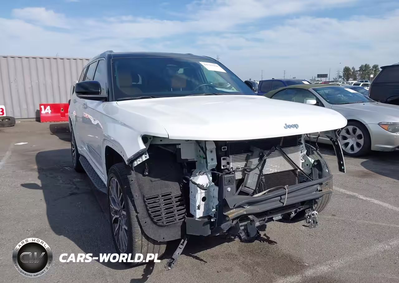 2022 Jeep Grand Cherokee L Summit 4X2