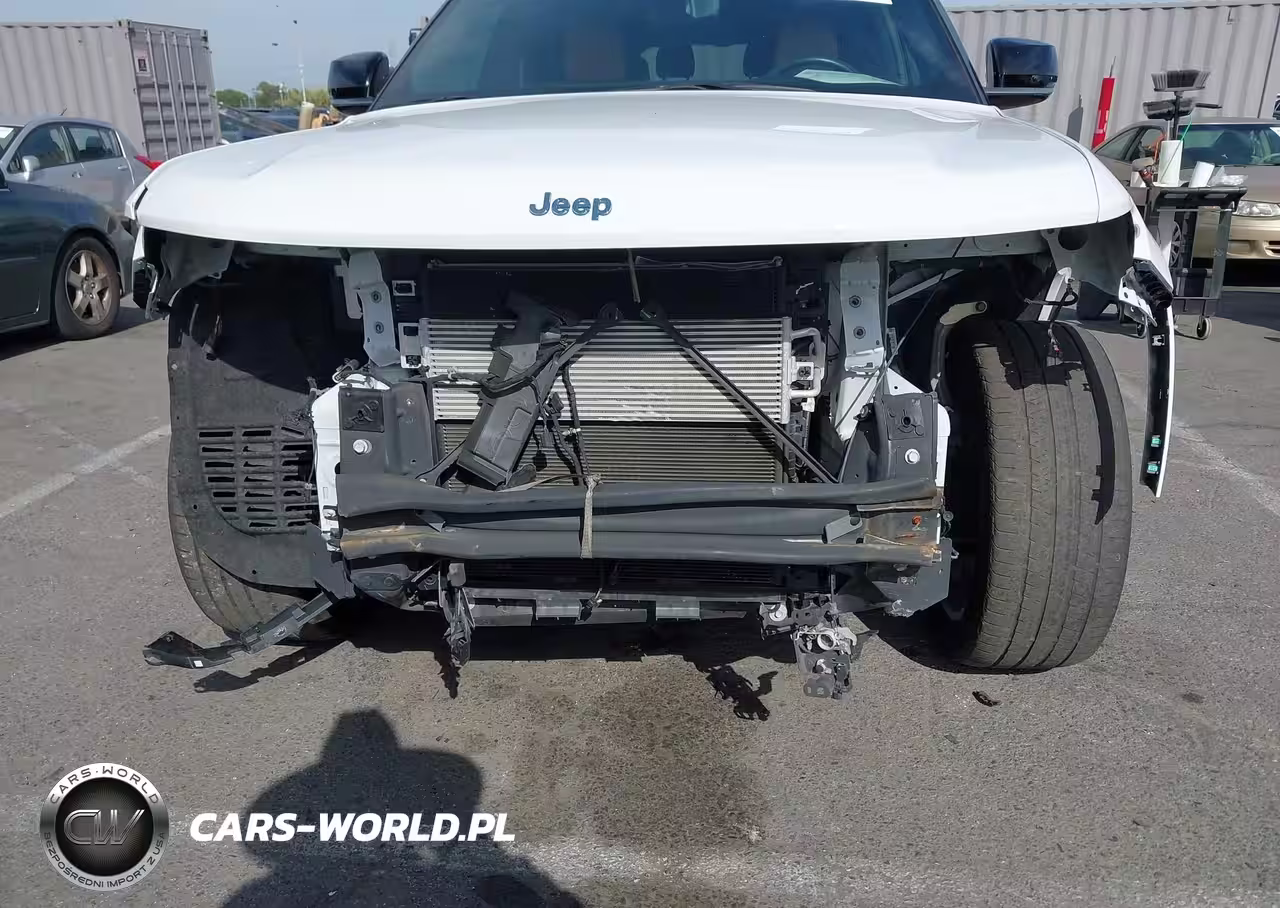 2022 Jeep Grand Cherokee L Summit 4X2 VIN:1C4RJJEGXN8554641 - 6