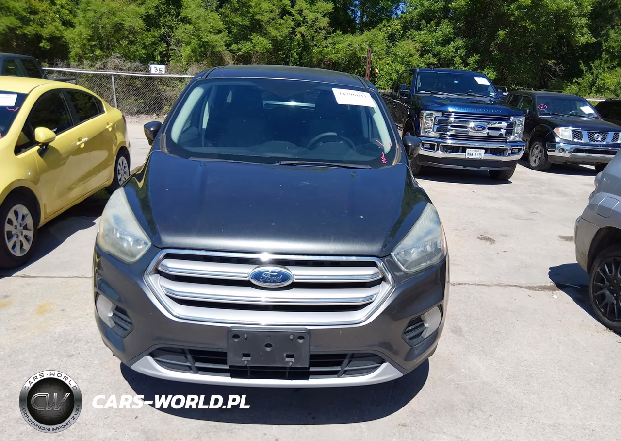 2017 Ford Escape Se VIN:1FMCU9GD8HUC96383 - 12