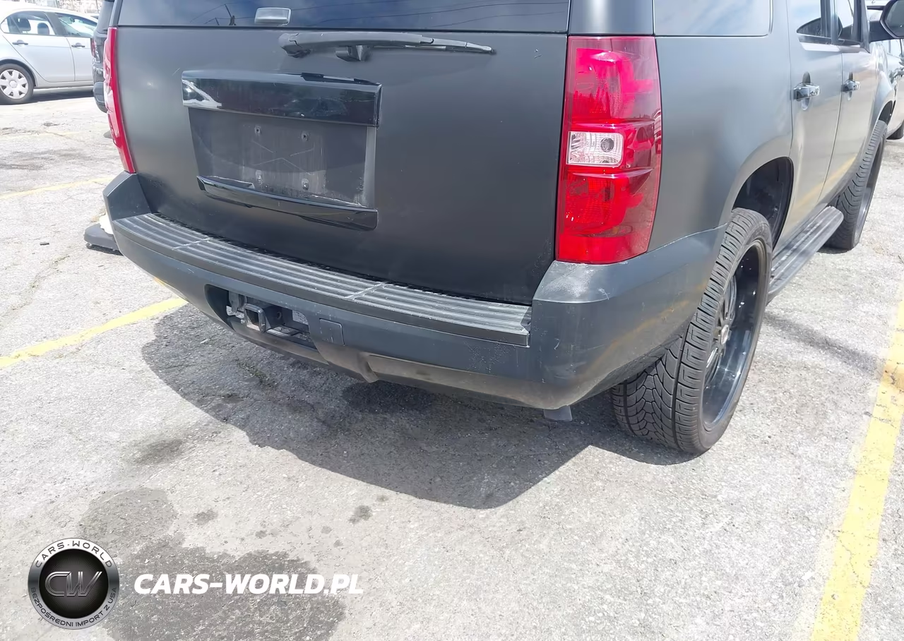 2007 Chevrolet Tahoe Ls VIN:1GNFC13097R318165 - 6