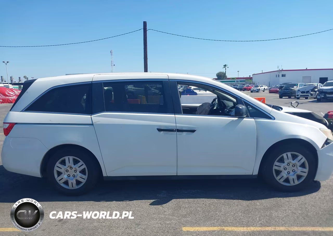 2013 Honda Odyssey Lx VIN:5FNRL5H24DB022835 - 13