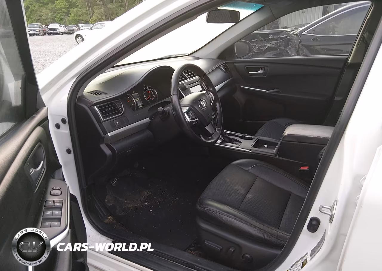 2015 Toyota Camry Se VIN:4T1BF1FK3FU895275 - 5