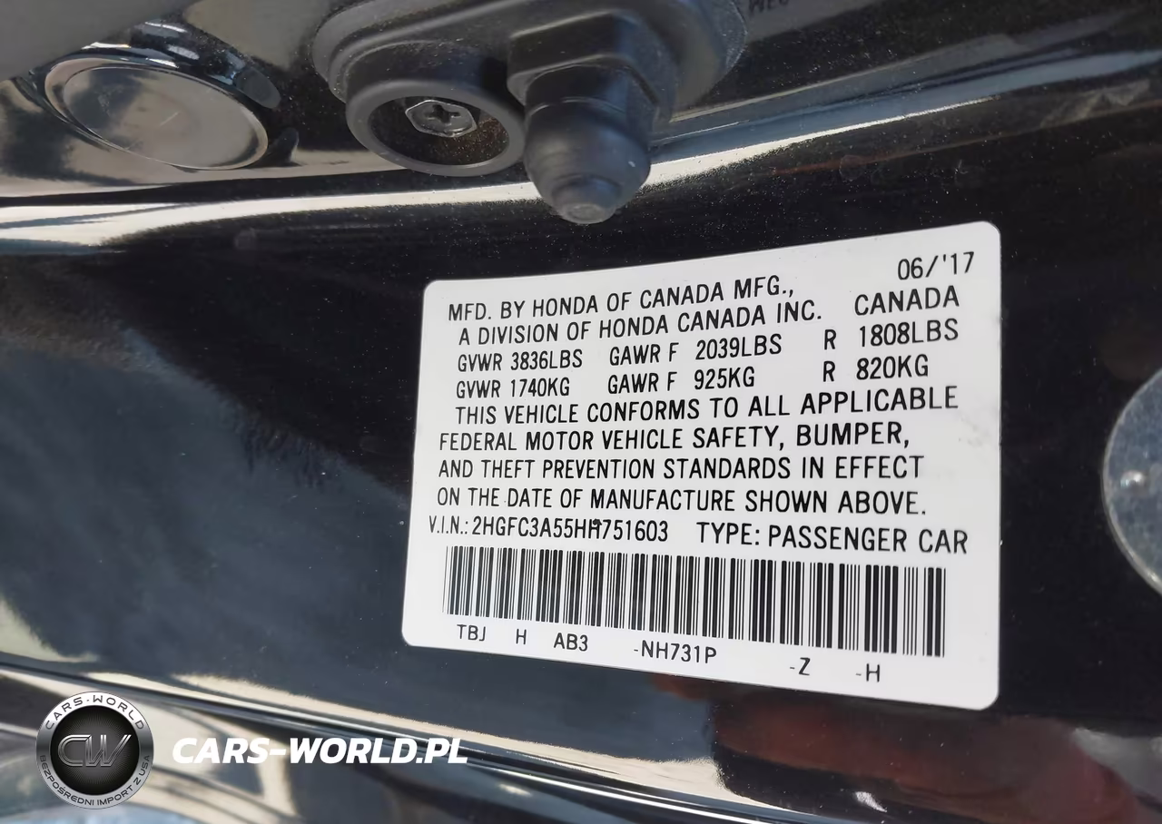 2017 Honda Civic Si VIN:2HGFC3A55HH751603 - 9