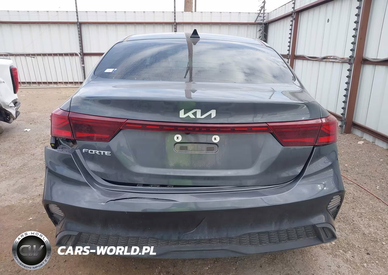 2024 Kia Forte Lxs VIN:3KPF24ADXRE840840 - 17