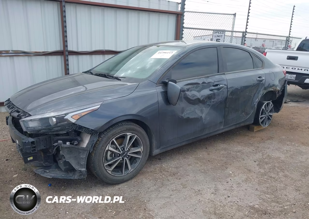 2024 Kia Forte Lxs VIN:3KPF24ADXRE840840 - 2