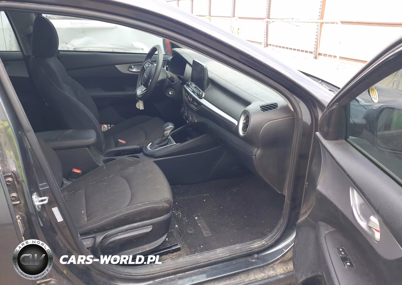2024 Kia Forte Lxs VIN:3KPF24ADXRE840840 - 5