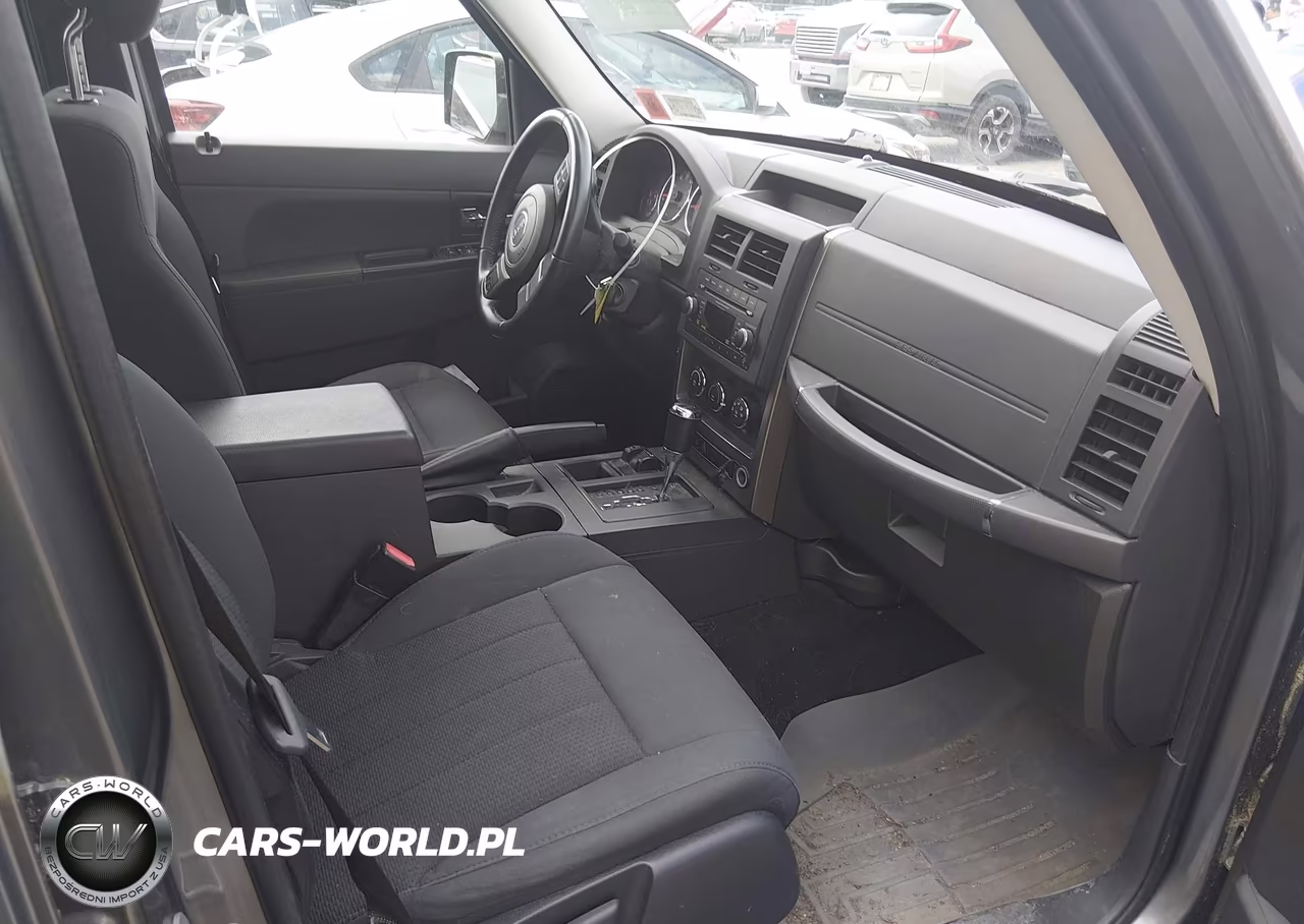 2012 Jeep Liberty Sport VIN:1C4PJMAK7CW126361 - 5