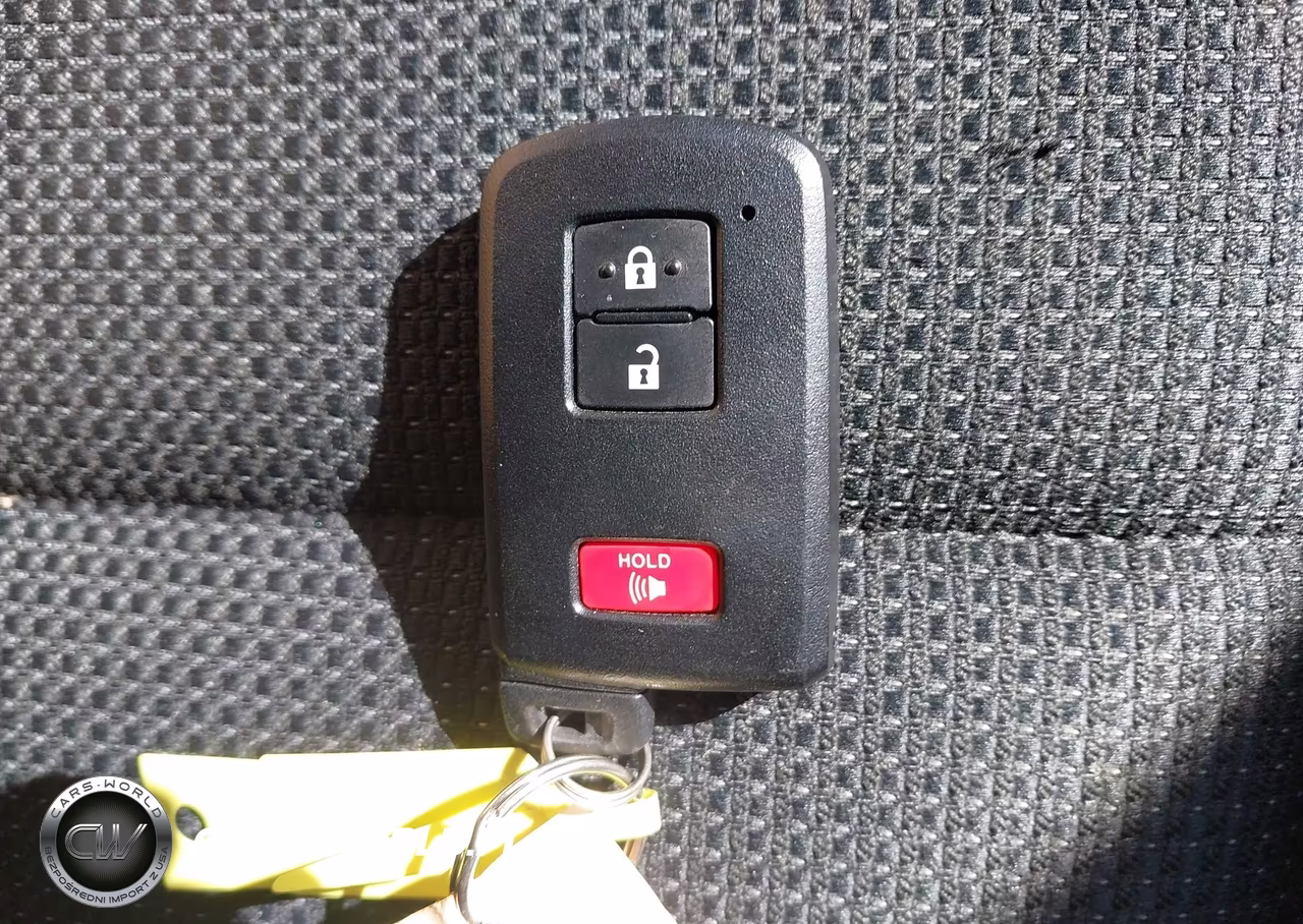 2018 Toyota Rav4 Hybrid Xle VIN:JTMRJREVXJD257965 - 11