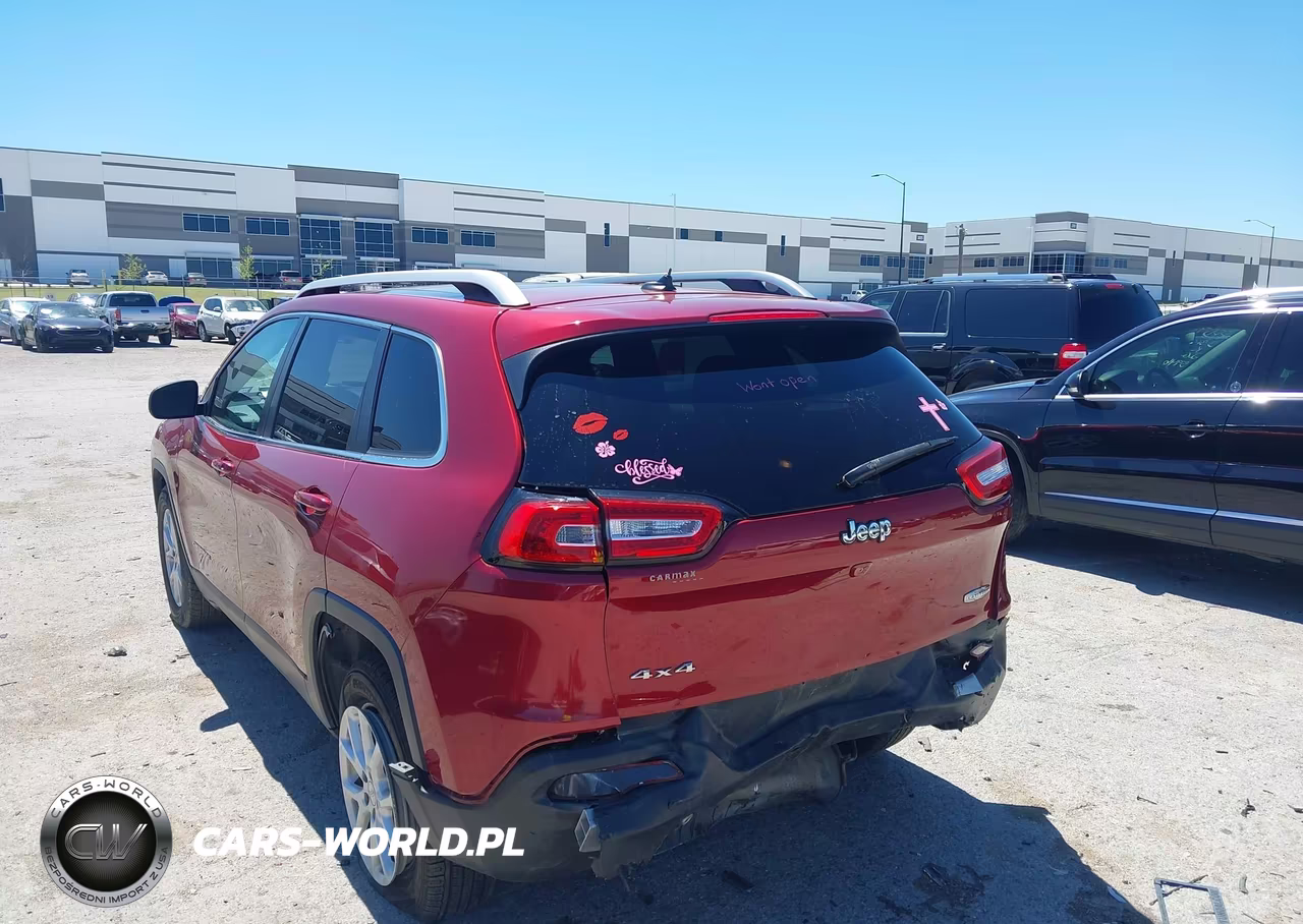 2015 Jeep Cherokee Latitude VIN:1C4PJMCB0FW599987 - 3