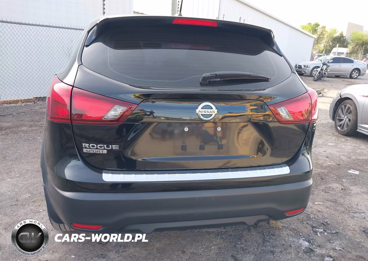 2018 Nissan Rogue Sport S VIN:JN1BJ1CP8JW196386 - 17