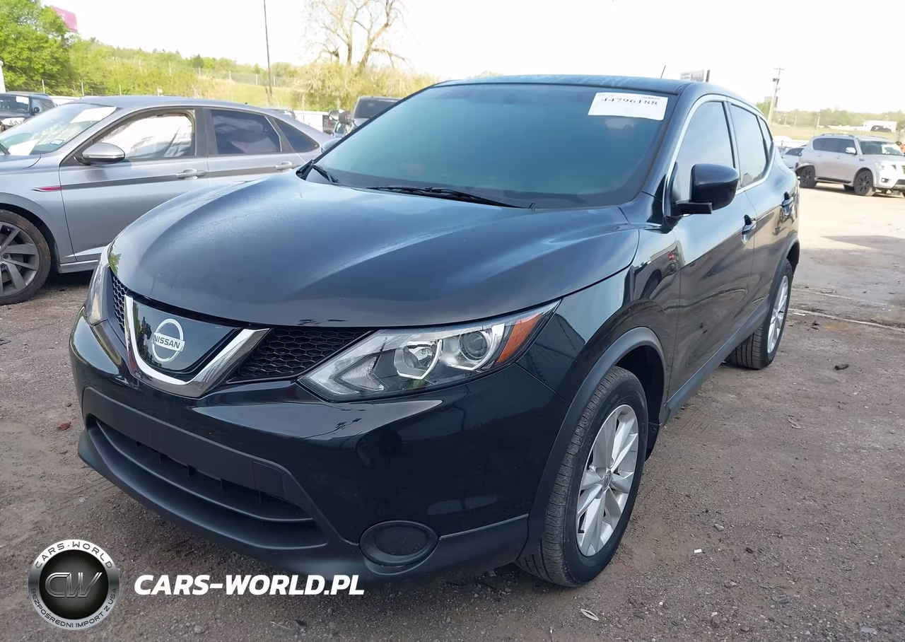 2018 Nissan Rogue Sport S VIN:JN1BJ1CP8JW196386 - 2