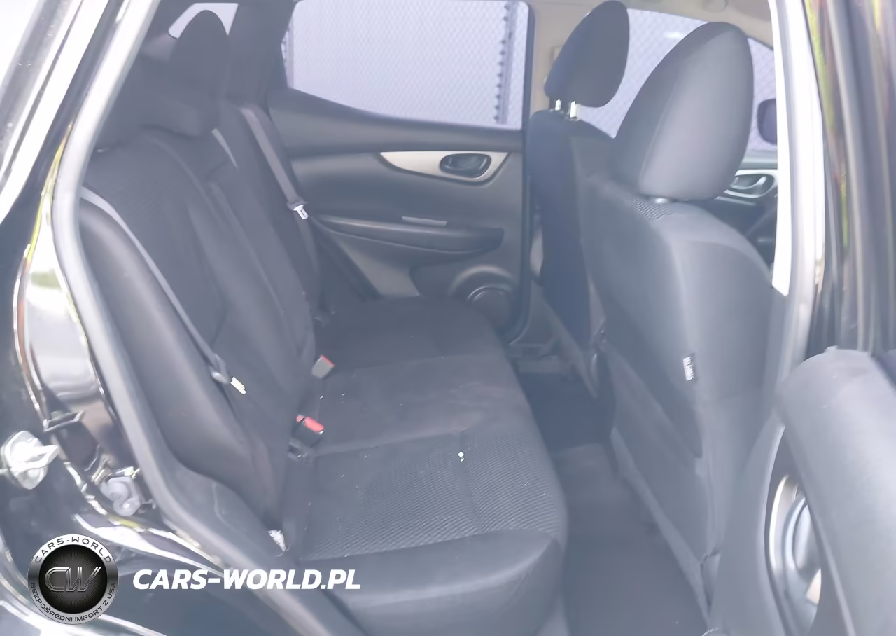 2018 Nissan Rogue Sport S VIN:JN1BJ1CP8JW196386 - 8