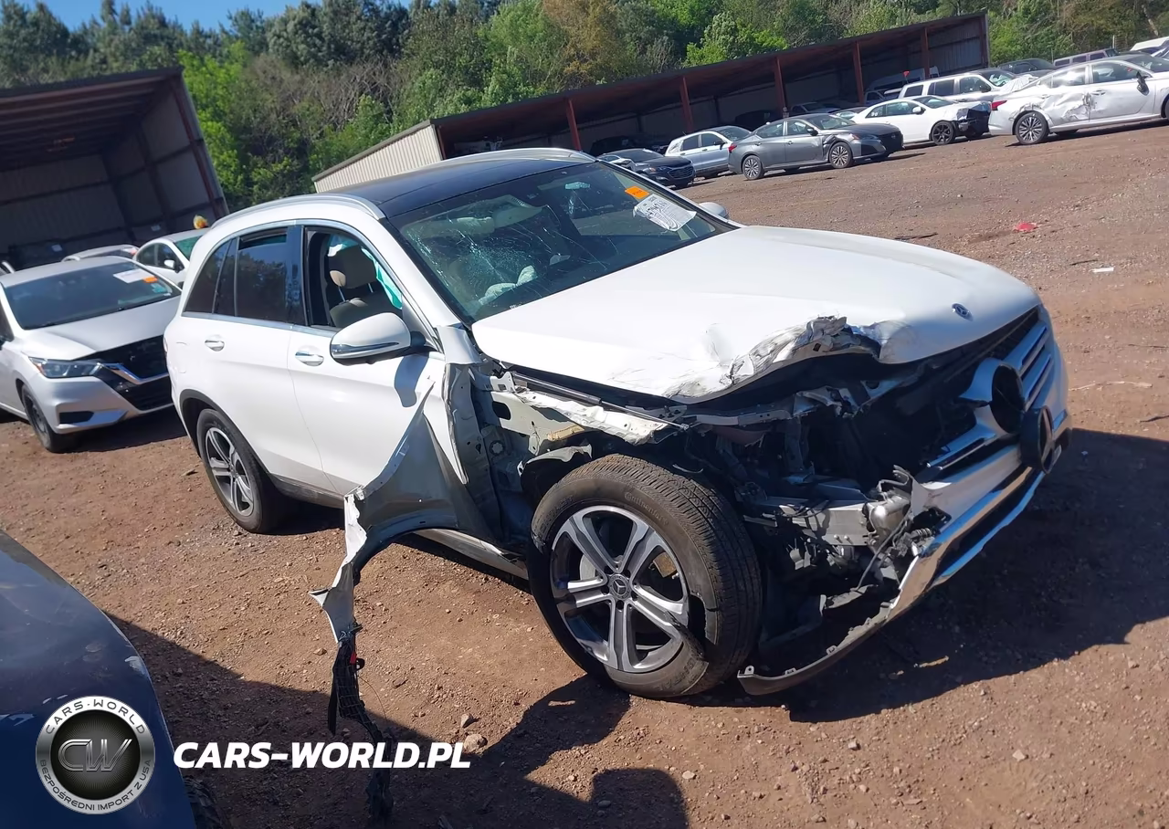 2018 Mercedes-Benz Glc 300 – zdjęcie 1 z 16