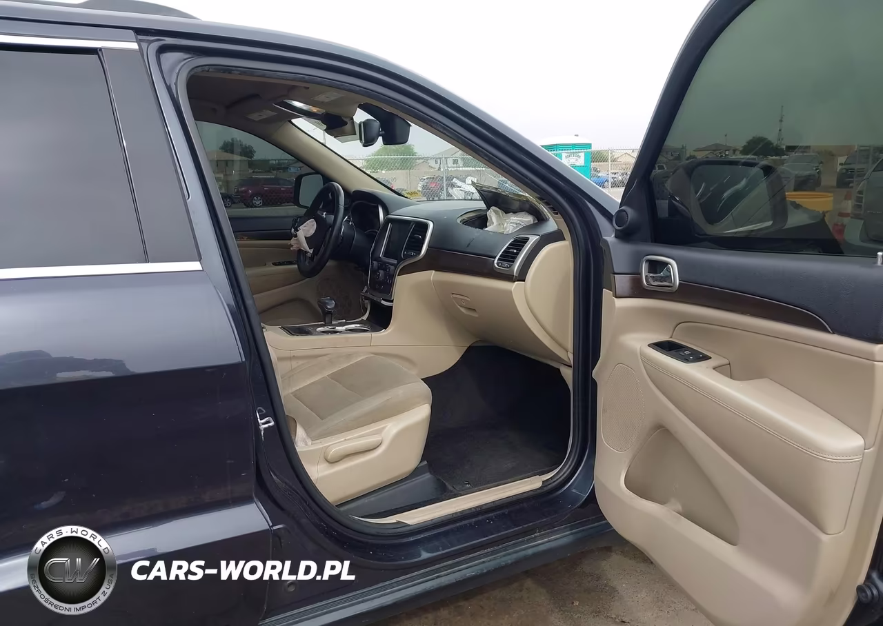 2014 Jeep Grand Cherokee Laredo VIN:1C4RJEAG4EC412036 - 5
