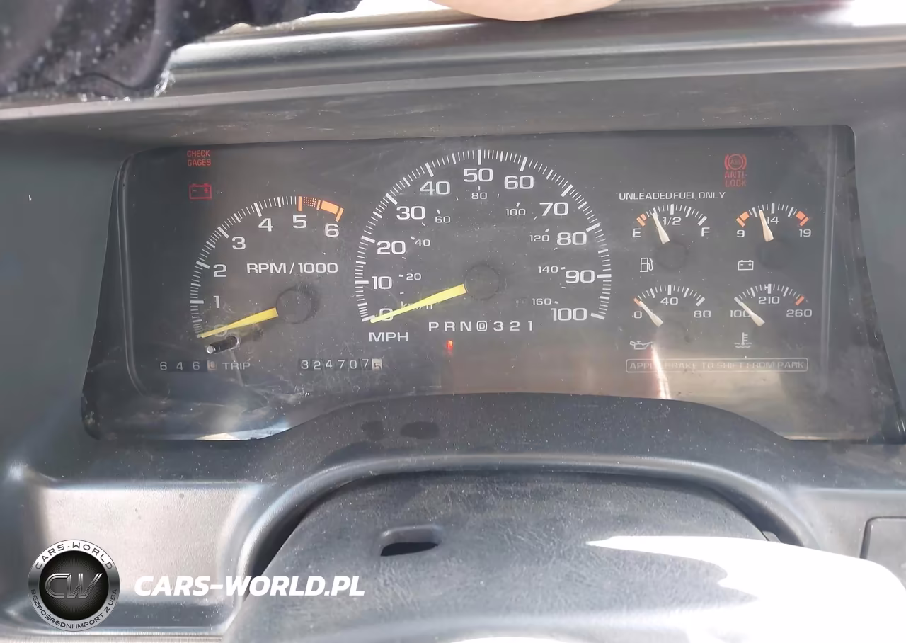 1996 Chevrolet Suburban K1500 VIN:3GNFK16R5TG157028 - 7